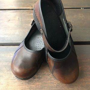 Brown Mary Jane dansko size 37